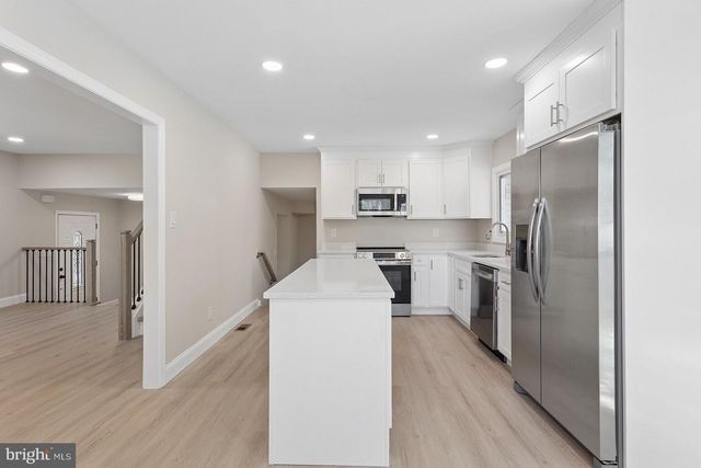 210 LAWNTON AVENUE, West Deptford, NJ 08096