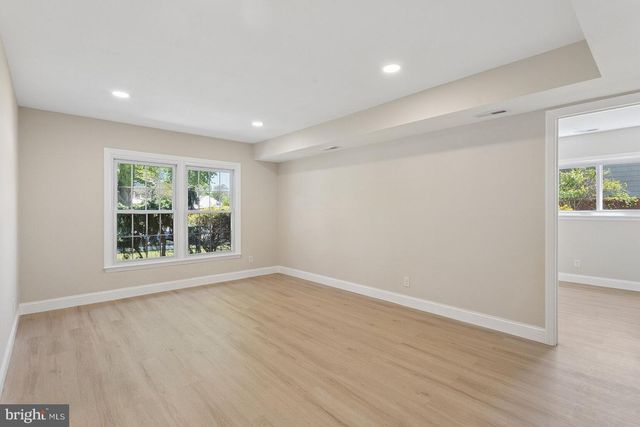 210 LAWNTON AVENUE, West Deptford, NJ 08096
