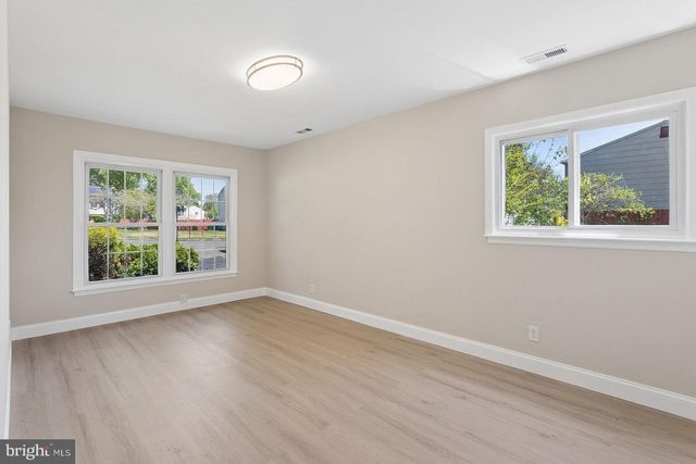 210 LAWNTON AVENUE, West Deptford, NJ 08096