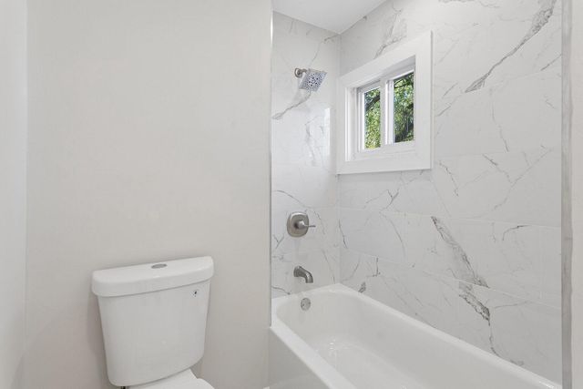 210 LAWNTON AVENUE, West Deptford, NJ 08096