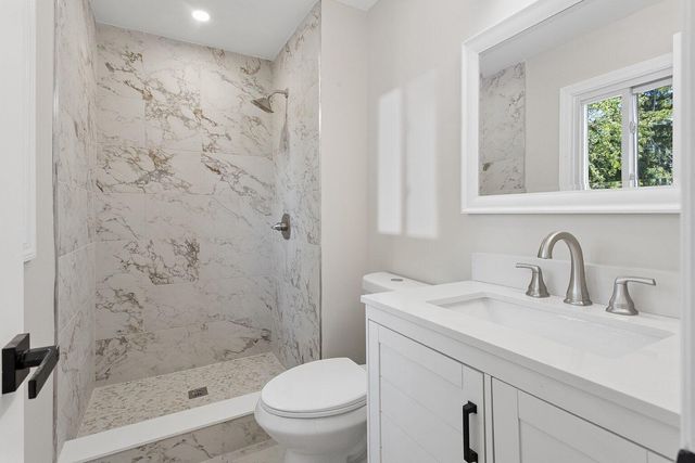 210 LAWNTON AVENUE, West Deptford, NJ 08096