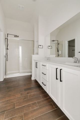 10604 Thunderwood Drive, Aubrey, TX 76227