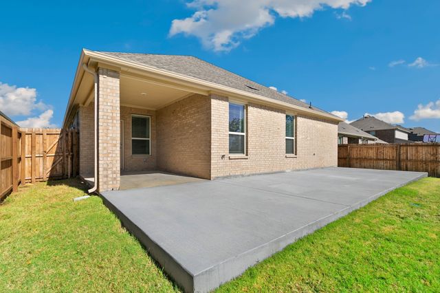 10604 Thunderwood Drive, Aubrey, TX 76227