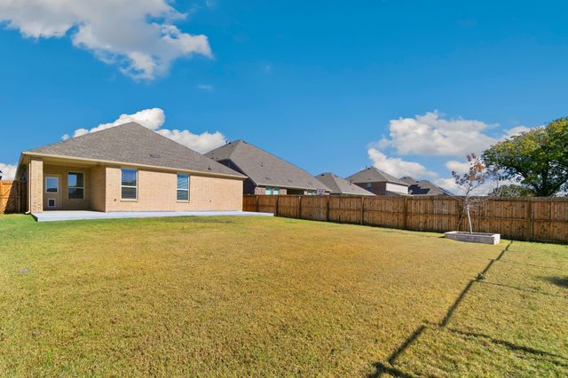 10604 Thunderwood Drive, Aubrey, TX 76227