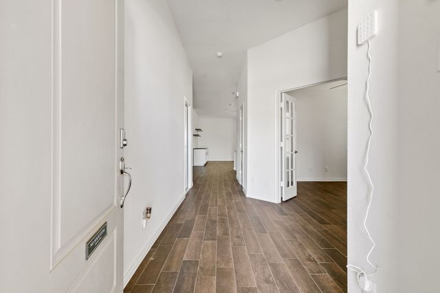 10604 Thunderwood Drive, Aubrey, TX 76227