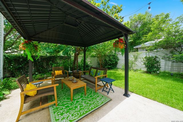 301 BARRERA ST, San Antonio, TX 78210