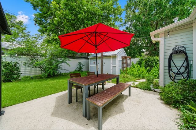 301 BARRERA ST, San Antonio, TX 78210