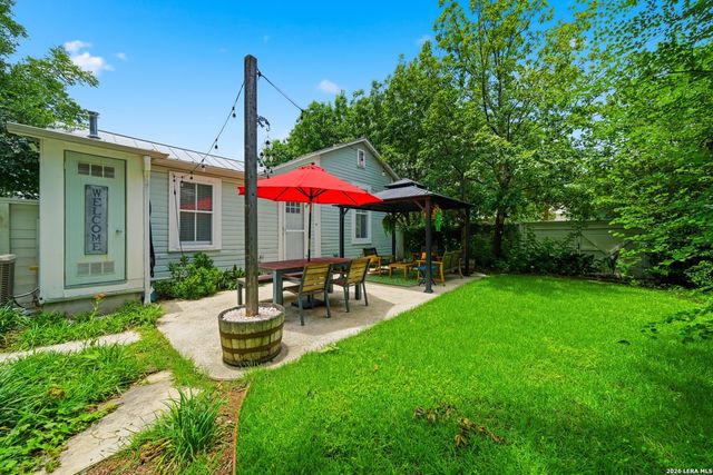 301 BARRERA ST, San Antonio, TX 78210