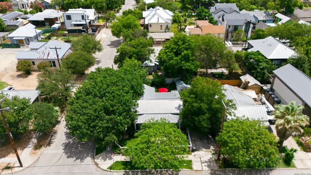 301 BARRERA ST, San Antonio, TX 78210