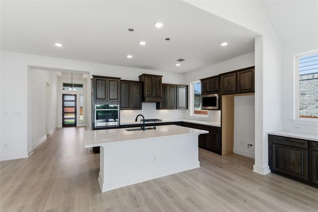 4758 Regents PL, Round Rock, TX 78665