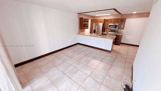 470 S Park Rd 7-104, Hollywood, FL 33021