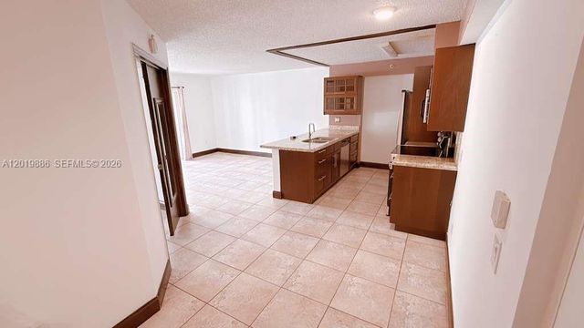 470 S Park Rd 7-104, Hollywood, FL 33021