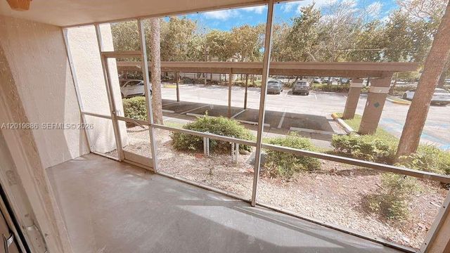 470 S Park Rd 7-104, Hollywood, FL 33021