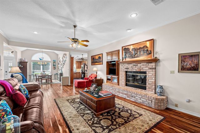 6303 Dulcito Court, Granbury, TX 76049