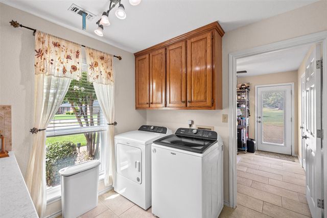 6303 Dulcito Court, Granbury, TX 76049