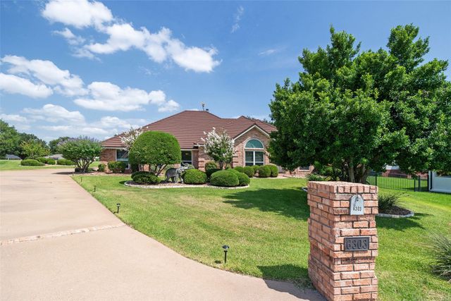 6303 Dulcito Court, Granbury, TX 76049