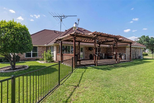 6303 Dulcito Court, Granbury, TX 76049