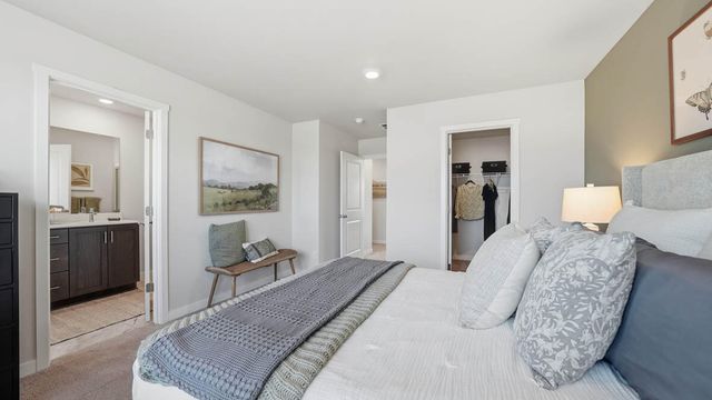 21229 SE Pelee Drive, Bend, OR 97702