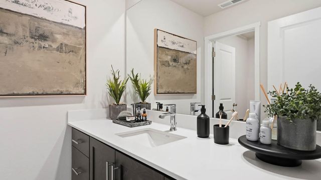 21229 SE Pelee Drive, Bend, OR 97702