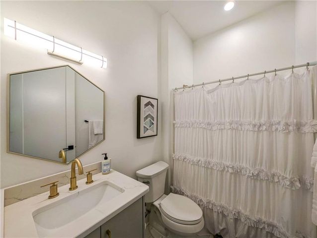 216 Saddle Creek Drive, Monroe, GA 30656