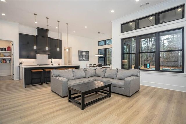 216 Saddle Creek Drive, Monroe, GA 30656