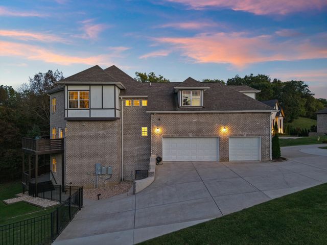 123 Chesapeake Ct, Lebanon, TN 37087