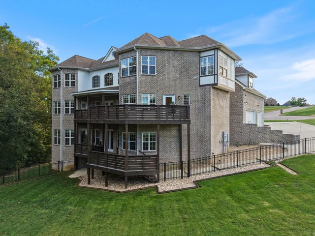 123 Chesapeake Ct, Lebanon, TN 37087