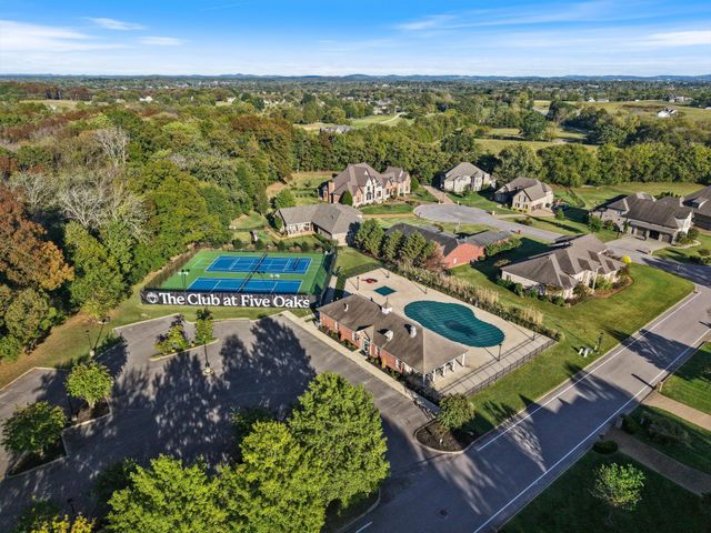 123 Chesapeake Ct, Lebanon, TN 37087