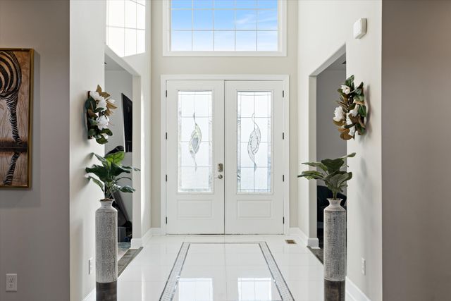 123 Chesapeake Ct, Lebanon, TN 37087