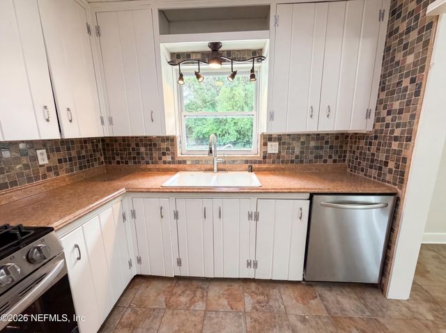 4429 BEGBIE Drive, Jacksonville, FL 32207