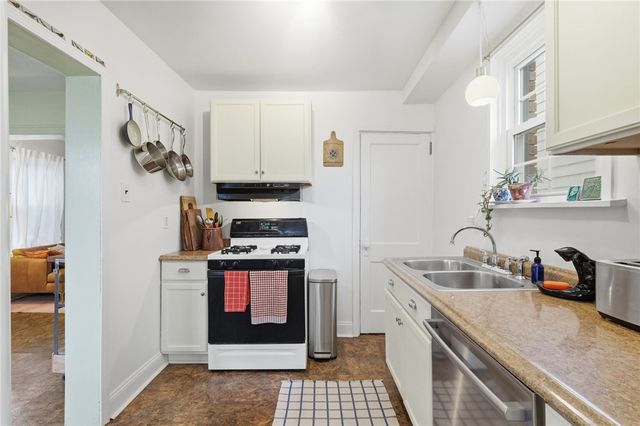 7719 Saint Lawrence Ave, Swissvale, PA 15218