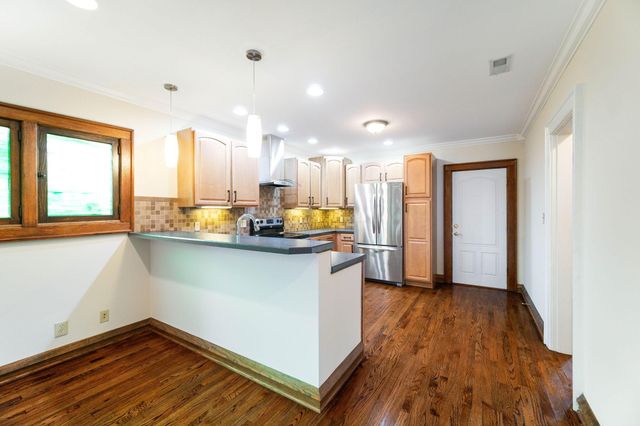 151 S 17th Street, Columbus, OH 43205