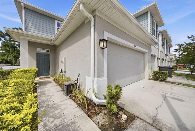 2130 LACEFLOWER DRIVE, Brandon, FL 33510