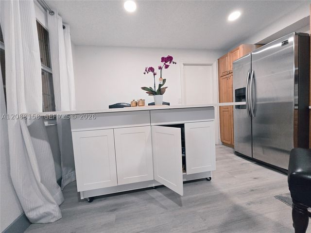 1303 Presidio Dr 6-41, Weston, FL 33327