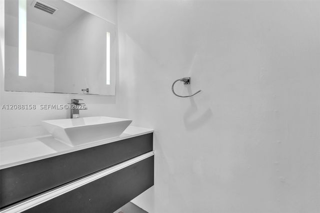 1303 Presidio Dr 6-41, Weston, FL 33327