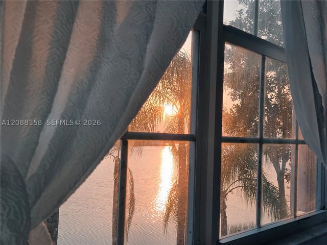 1303 Presidio Dr 6-41, Weston, FL 33327