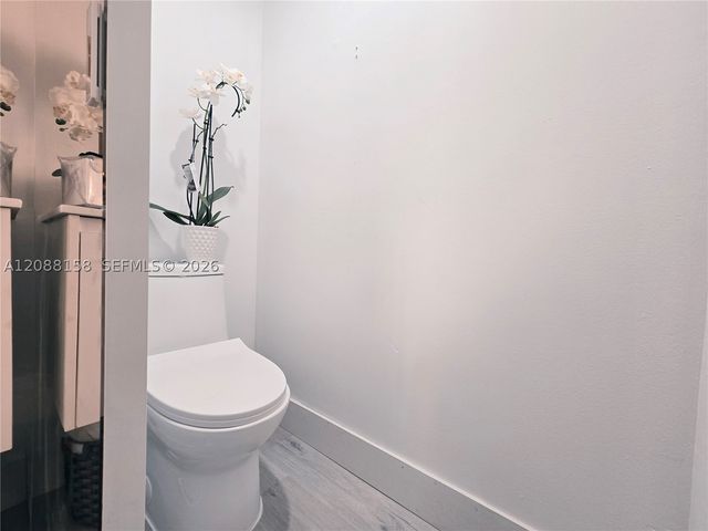 1303 Presidio Dr 6-41, Weston, FL 33327