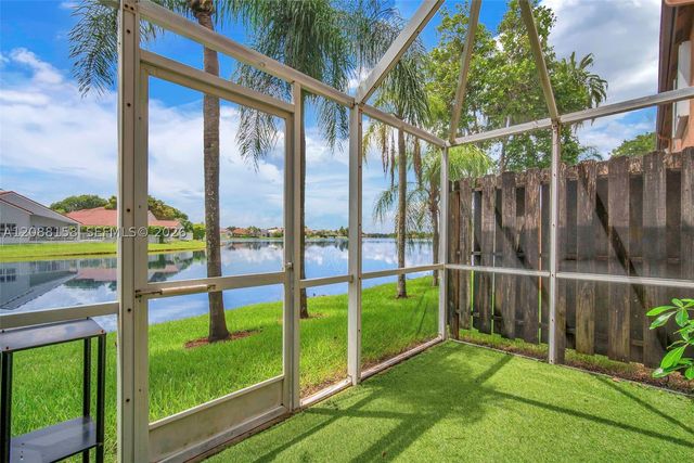 1303 Presidio Dr 6-41, Weston, FL 33327