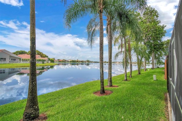 1303 Presidio Dr 6-41, Weston, FL 33327