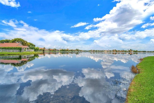 1303 Presidio Dr 6-41, Weston, FL 33327