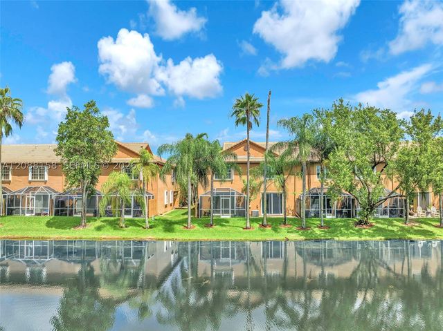 1303 Presidio Dr 6-41, Weston, FL 33327