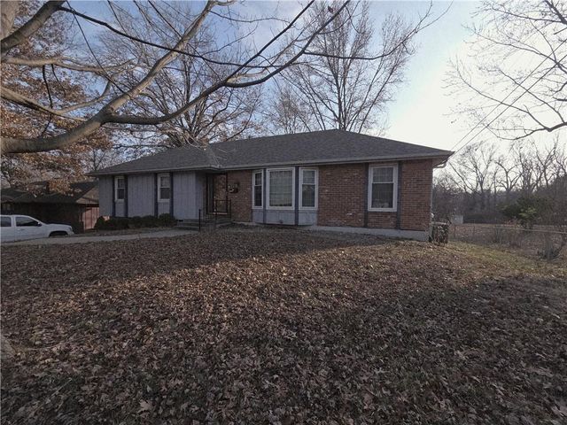 15367 E 45th Street S, Independence, MO 64055