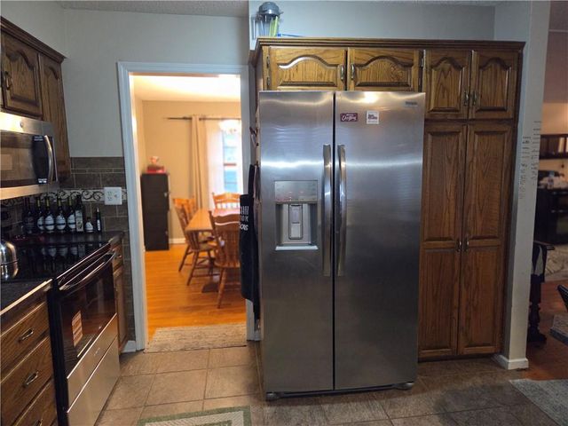 15367 E 45th Street S, Independence, MO 64055