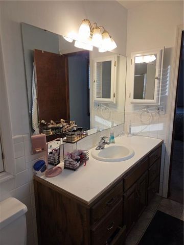 15367 E 45th Street S, Independence, MO 64055