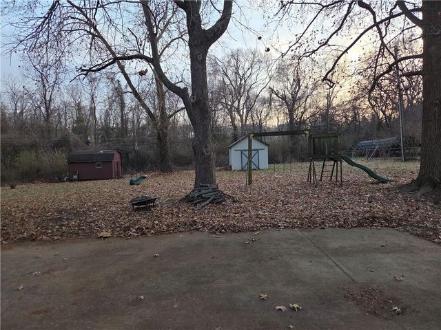 15367 E 45th Street S, Independence, MO 64055