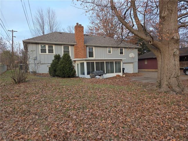 15367 E 45th Street S, Independence, MO 64055