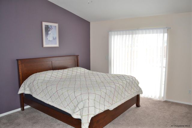 3220 ROCK SPRINGS ST, Cheyenne, WY 82001