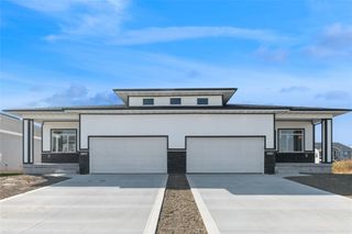 4756 172nd Street, Urbandale, IA 50323