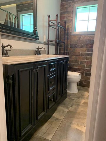 1012 S Maurice Avenue, Denison, TX 75020