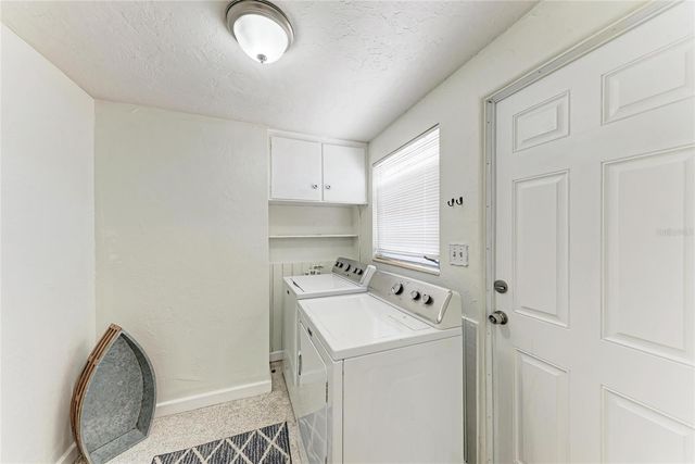 2253 ARLINGTON STREET, Sarasota, FL 34239